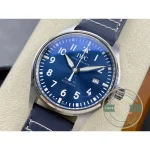 Baton markers set between the Arabic numerals on this Mark XX clone dial