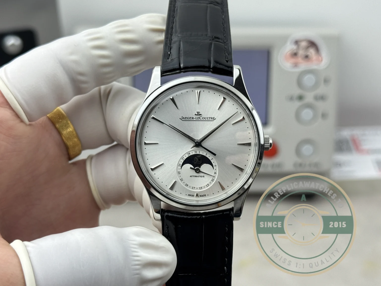 Replica MASTER ULTRA THIN MOON 39MM SILVER DIAL Q1368430 - 1:1 Swiss Replica Watch
