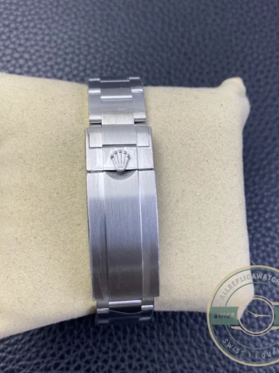 Replica Rolex Classic Black Submariner 116610LN 40mm - Swiss Movement Replica Watch