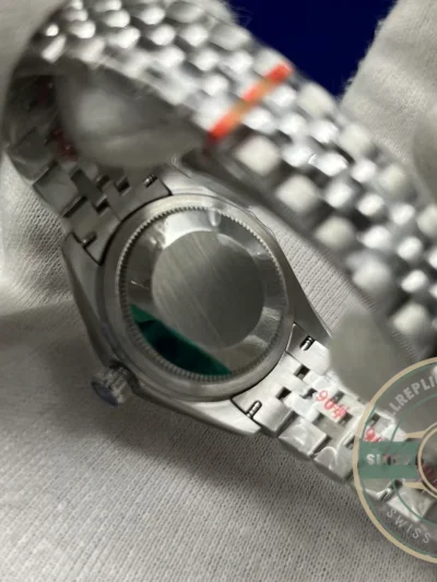 Replica Rolex DateJust Oyster 28 mm Silver Dial 279174 - Affordable Luxury Replica Timepiece
