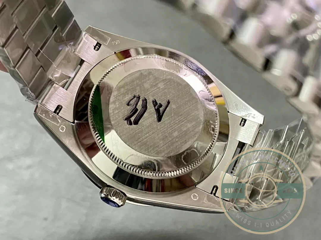 Replica Rolex Day-Date 40mm 228206 Olive Green Arabic Dial - 1:1 Swiss Replica Watch