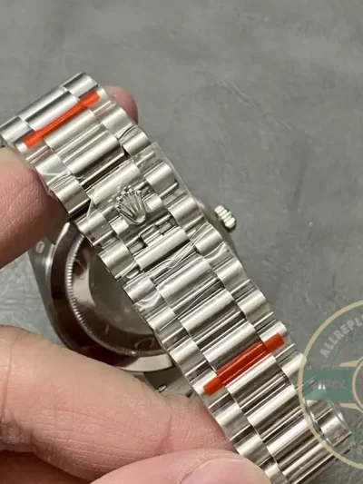 Replica Rolex Day-Date 40mm 228206 Olive Green Arabic Dial - Top-Tier Swiss Replica Watch