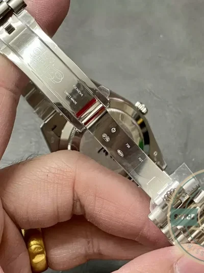 Replica Rolex Day-Date 40mm 228206 Olive Green Arabic Dial - Luxury Replica Watch
