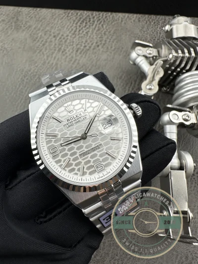Replica Rolex Land-Dweller 40mm Silver Dial 127334 - Swiss Movement Replica Watch