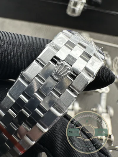Replica Rolex Land-Dweller 40mm Silver Dial 127334 - 1:1 Swiss Replica Watch