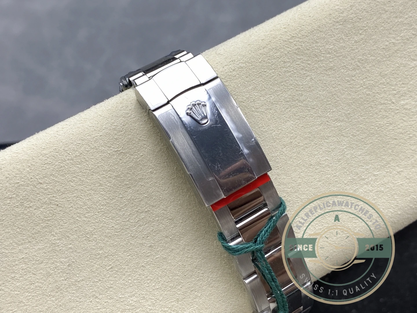 Replica Rolex Milgauss 116400.03 White Dial 40mm Orange - Top-Tier Swiss Replica Watch
