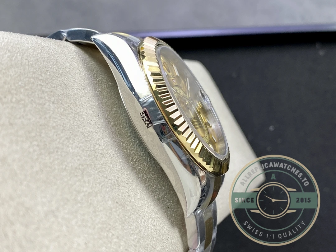 Replica Rolex Sky-Dweller 326933 Bicolor Gold Dial 326933 Oyster - Affordable Super Clone Watch