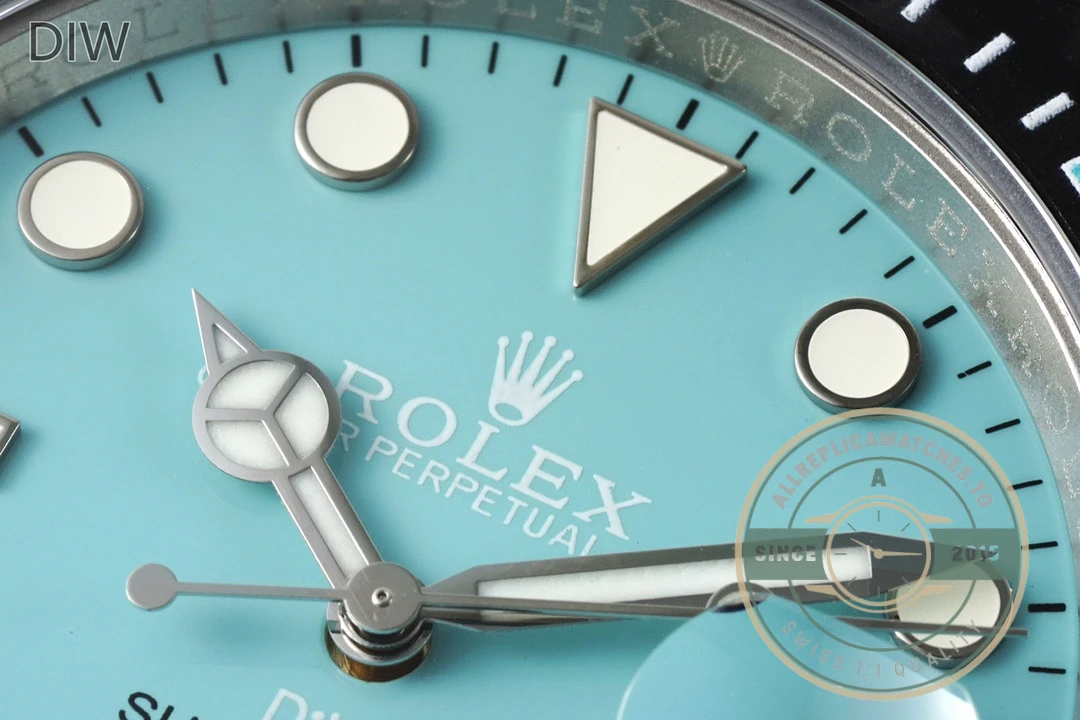 Replica Rolex Submariner Tiffany 41mm Dial 116610 - Swiss Movement Replica Watch