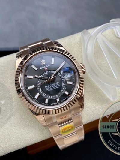 Replica Sky-Dweller 42 mm Everose gold 326935 Black Dial 42mm - Luxury Replica Watch
