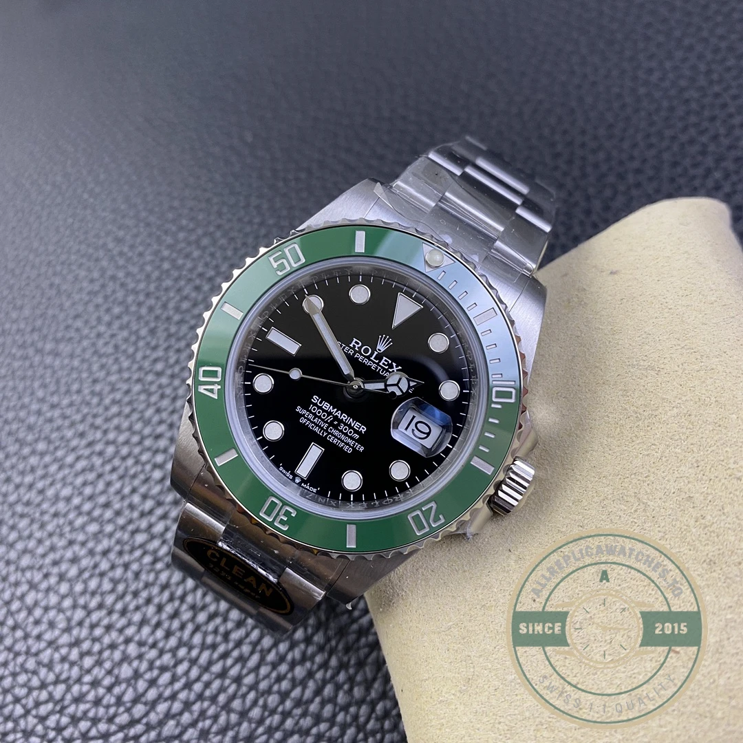 Replica Starbucks Submariner 126610LV Black Dial - Luxury Replica Watch