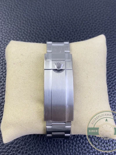 Replica Starbucks Submariner 126610LV Black Dial - Swiss-Made Clone Watch