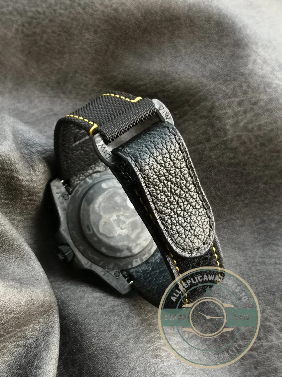 Replica Submariner Carbon Black Nylon Strap VS3135 - Top-Tier Swiss Replica Watch