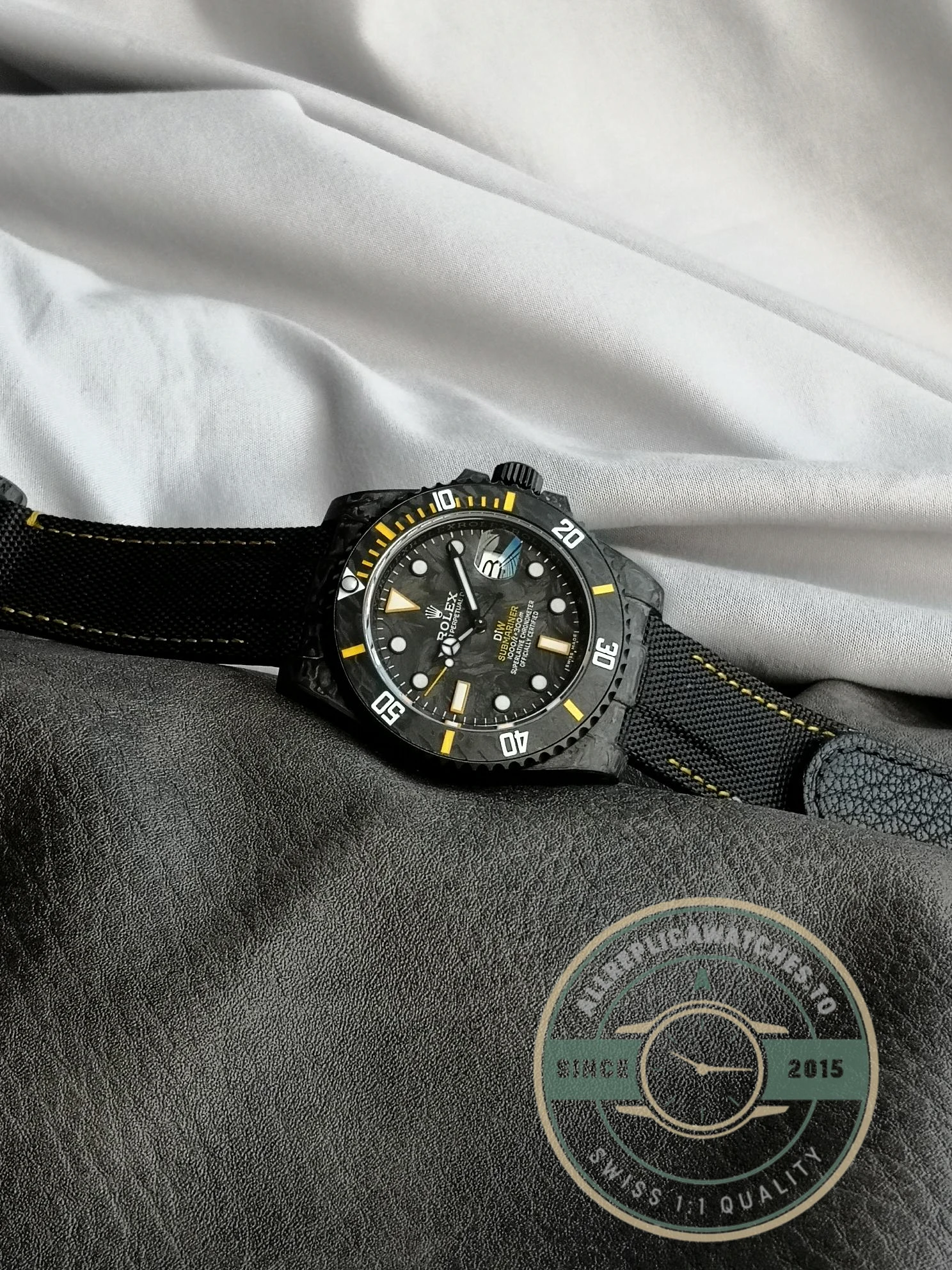 Replica Submariner Carbon Black Nylon Strap VS3135 - High-Grade Replica Watch