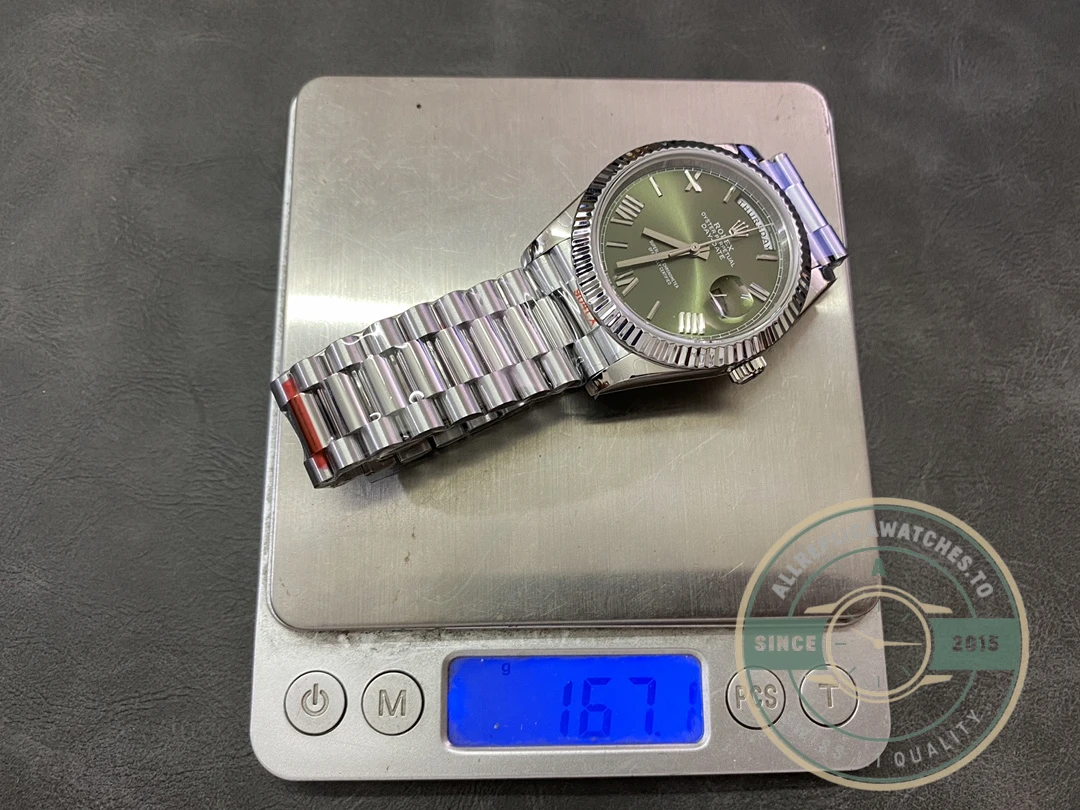 Rolex Day-Date 40mm Olive Green Roman Dial 228239 - Top-Tier Swiss Replica Watch