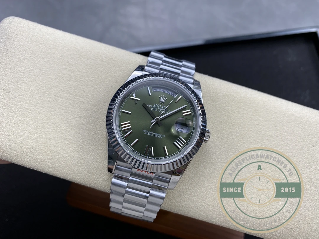 Rolex Day-Date 40mm Olive Green Roman Dial 228239 - Factory Super Clone Watch