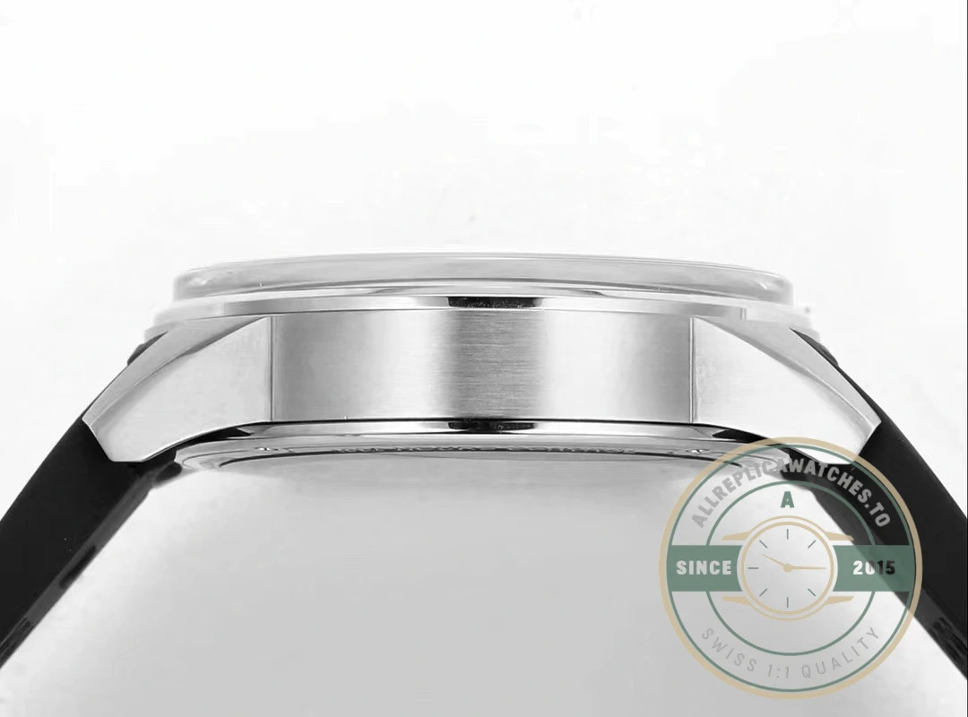 Superclone Jaeger-LeCoultre Polaris Q906867J Black Dial - Budget Luxury Replica Watch