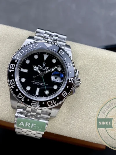 Superclone Rolex GMT-Master II Bruce Wayne 126710GRNR Jubilee - Luxury Replica Watch