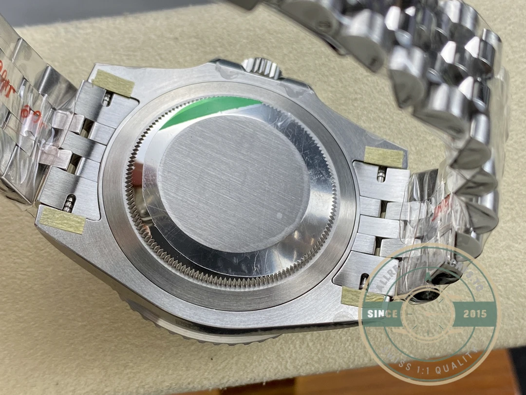 Superclone Rolex GMT-Master II Bruce Wayne 126710GRNR Jubilee - Swiss-Made Clone Watch