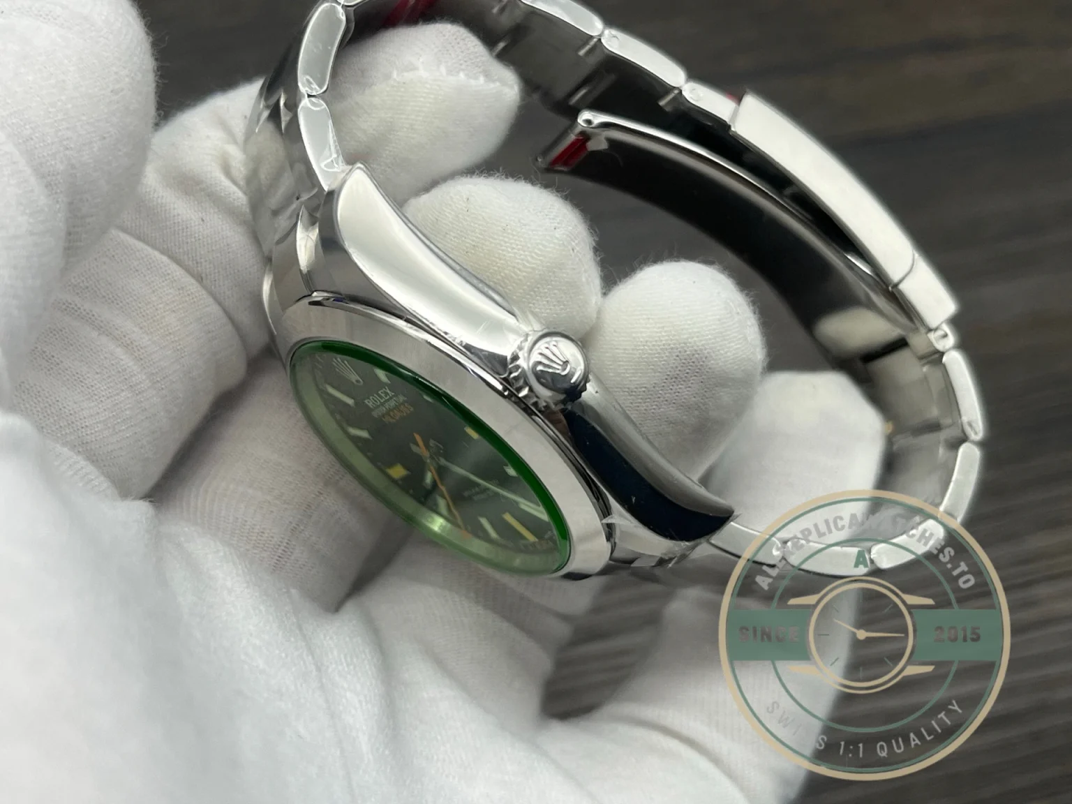 Superclone Rolex Milgauss 116400GV Black Dial Green Sapphire 40mm - Budget Luxury Replica Watch