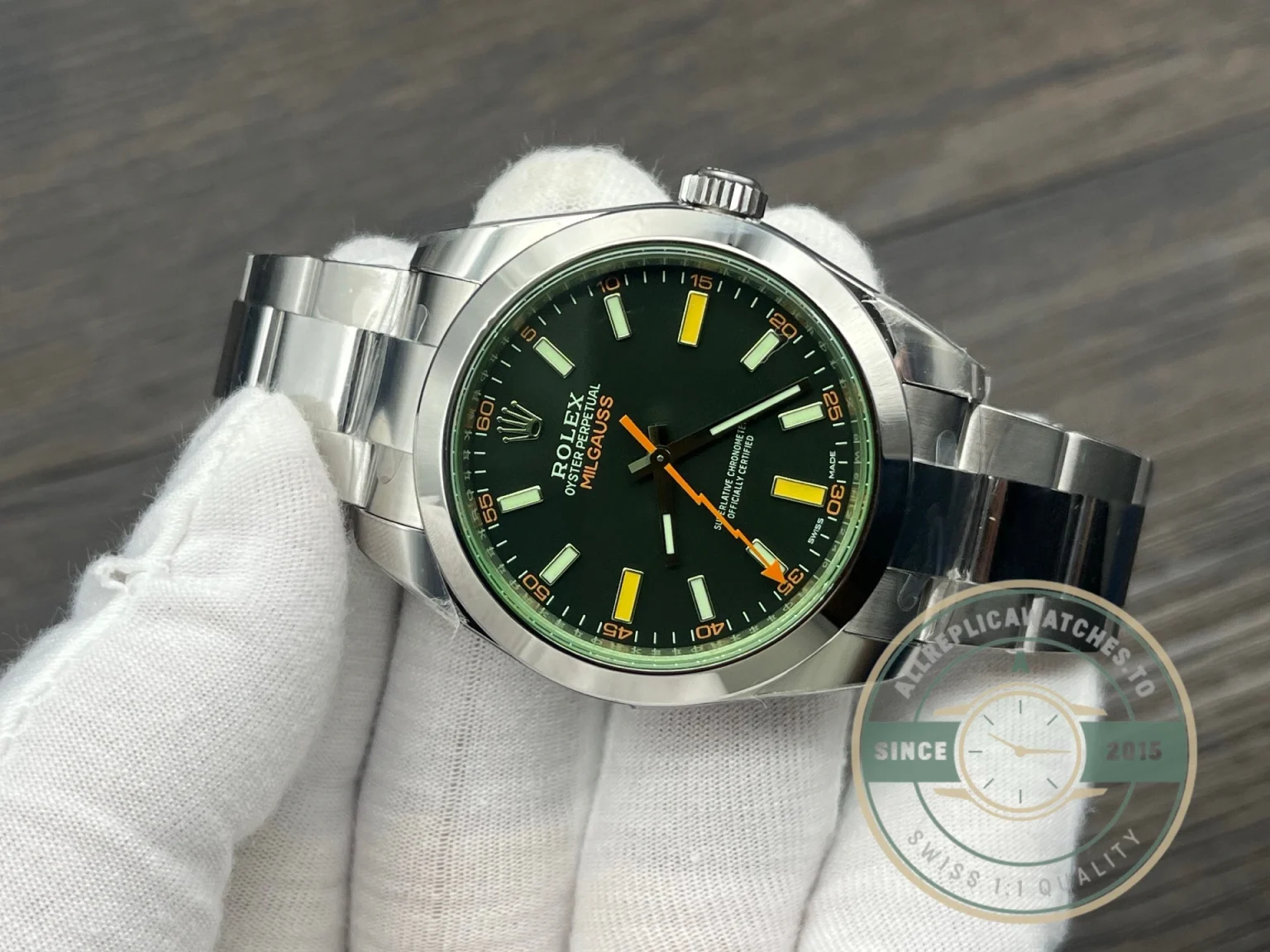 Superclone Rolex Milgauss 116400GV Black Dial Green Sapphire 40mm - Swiss Movement Replica Watch