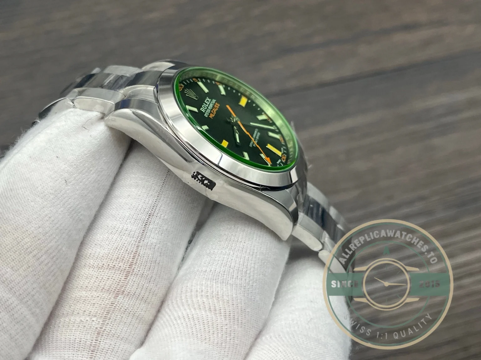 Superclone Rolex Milgauss 116400GV Black Dial Green Sapphire 40mm - Affordable Super Clone Watch