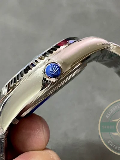Superclone Rolex Sky-Dweller 326238 42mm Mint Dial Oyster - Affordable Luxury Replica Timepiece