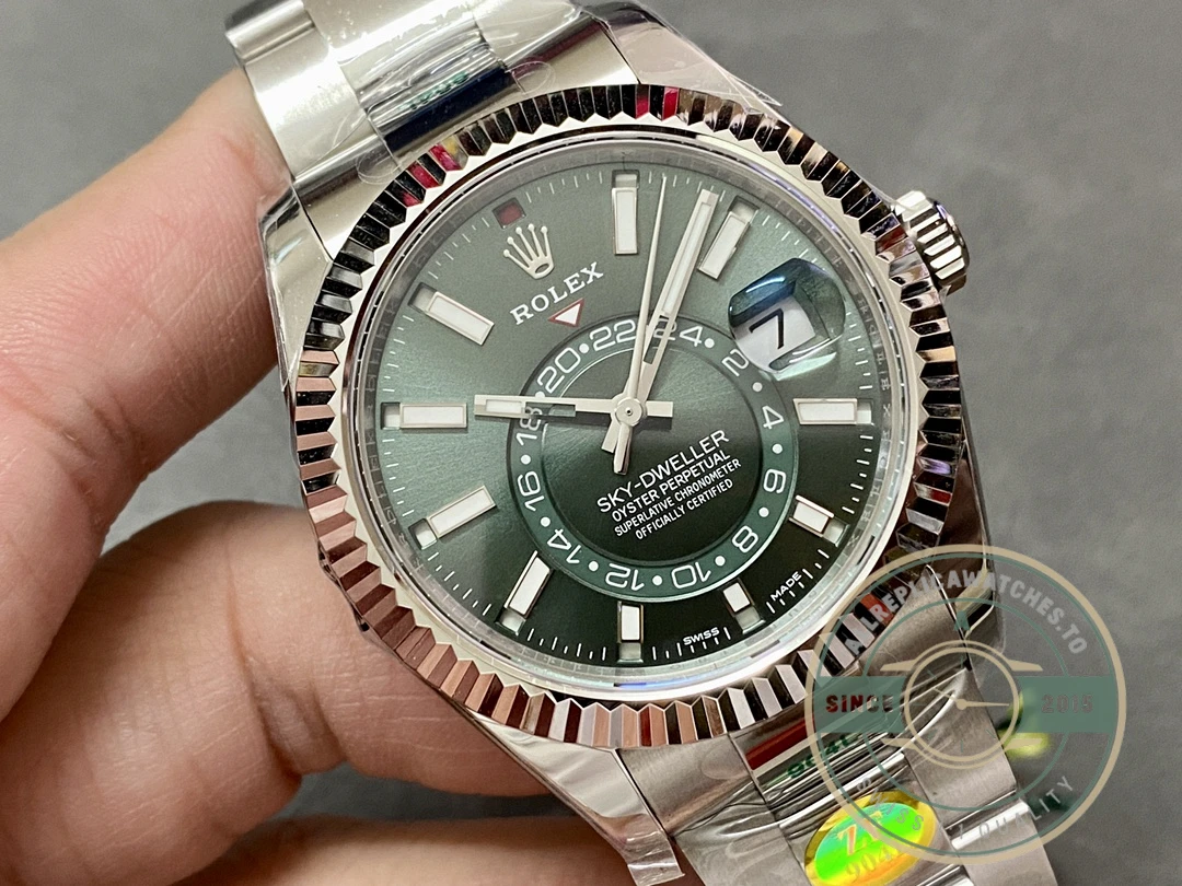 Superclone Rolex Sky-Dweller 326238 42mm Mint Dial Oyster - 1:1 Swiss Replica Watch