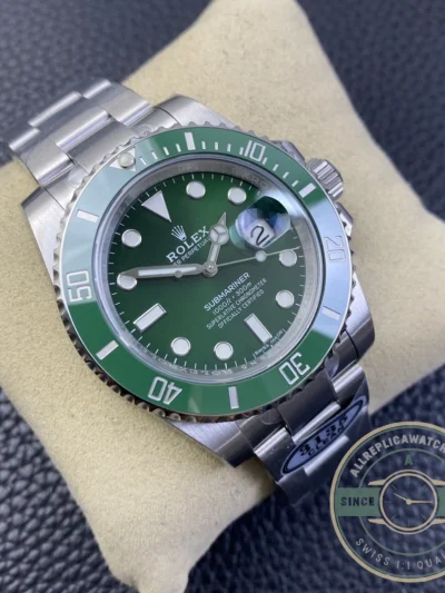 Superclone Rolex Submariner Hulk 40mm Green Dial 116610LV - Top-Tier Swiss Replica Watch