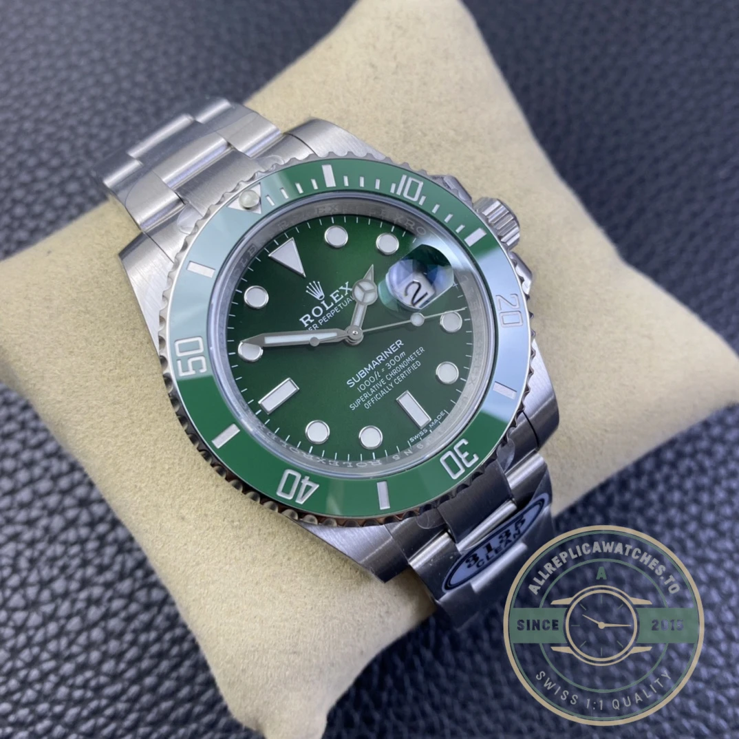 Superclone Rolex Submariner Hulk 40mm Green Dial 116610LV - Top-Tier Swiss Replica Watch
