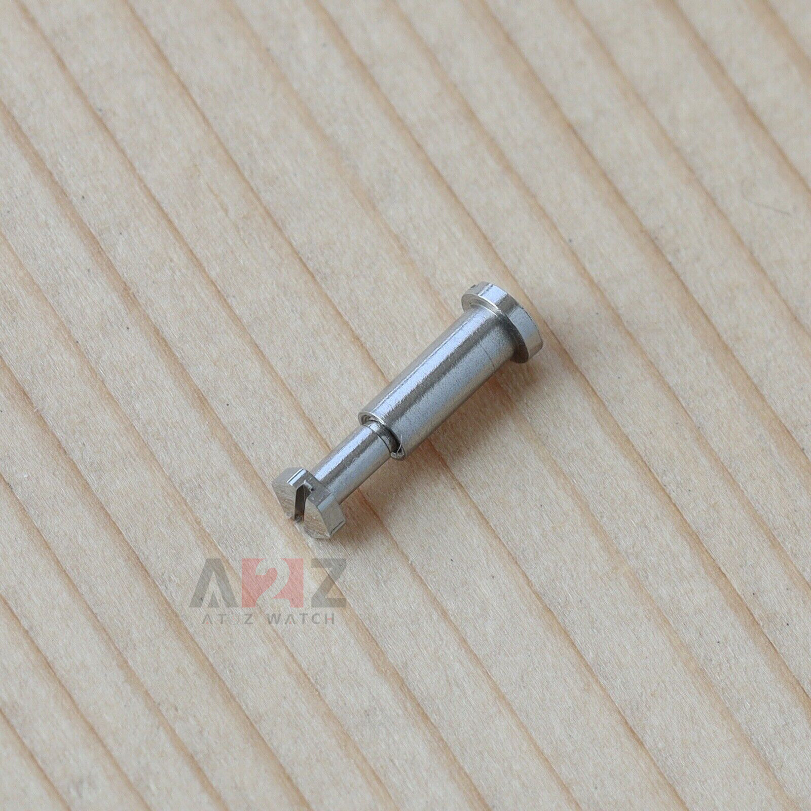 AP Royal Oak octagonal bezel hexagonal screws close-up