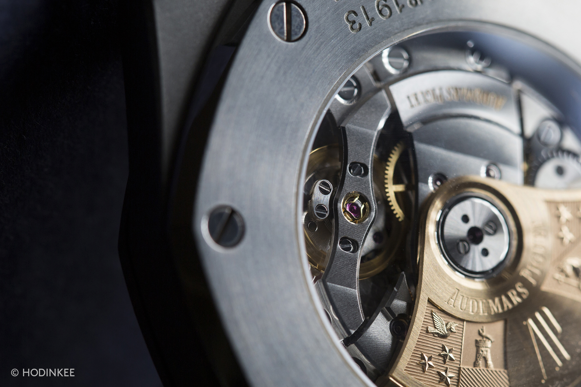 AP Royal Oak hexagonal bezel screws macro detail