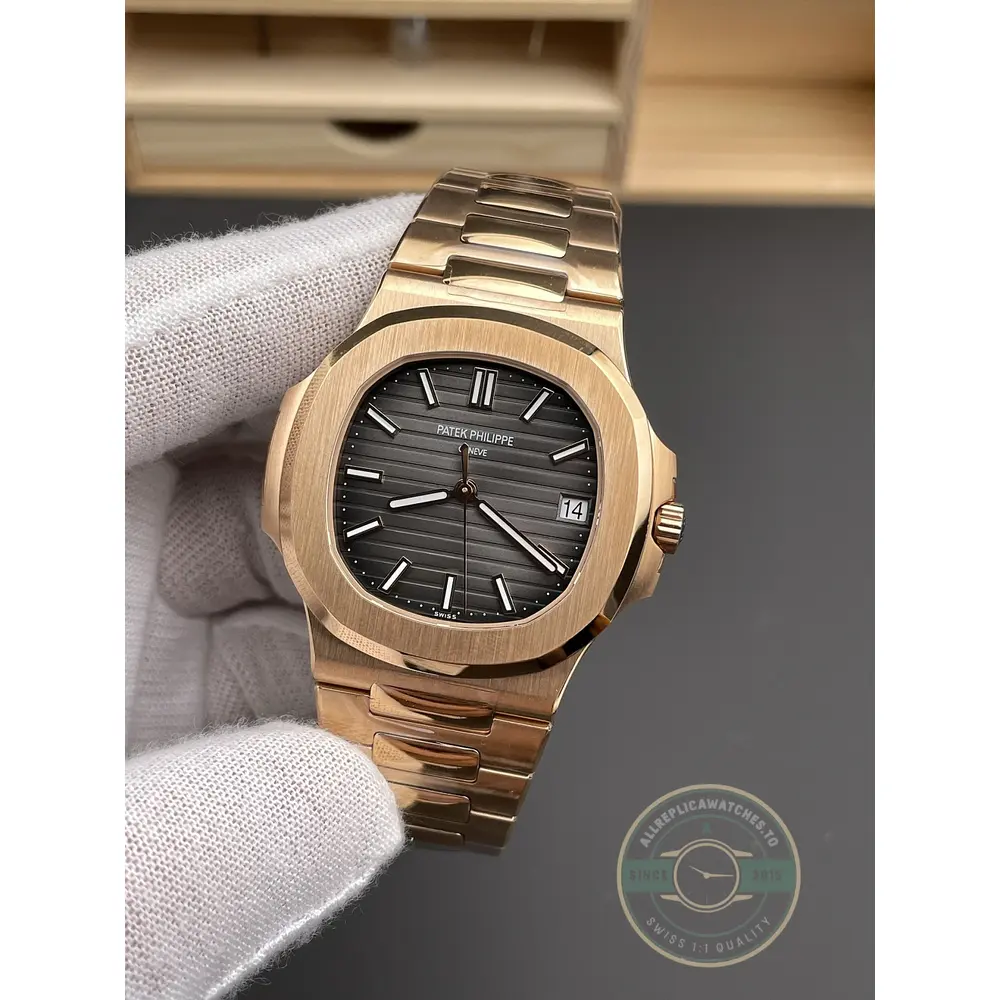 Replica Nautilus 5711/1R-001 Patek Philippe 40 mm, Rose Gold, Black Dial