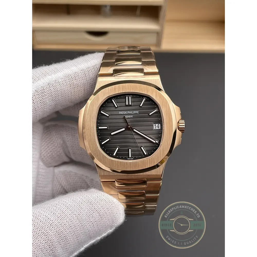 Replica Nautilus 5711/1R-001 Patek Philippe 40 mm, Rose Gold, Black Dial