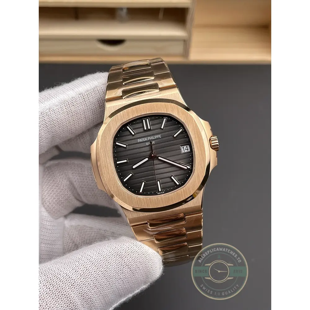 Replica Nautilus 5711/1R-001 Patek Philippe 40 mm, Rose Gold, Black Dial