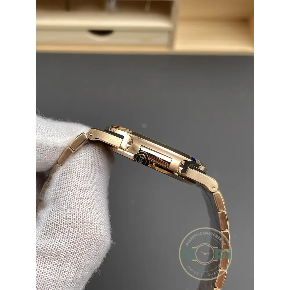 Replica Nautilus 5711/1R-001 Patek Philippe 40 mm, Rose Gold, Black Dial