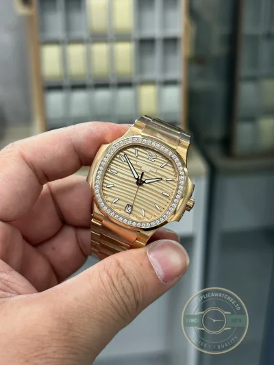 Replica Nautilus 7118/1200R-010 Patek Philippe “Ladies Automatic” 35.2 mm, Diamond brown