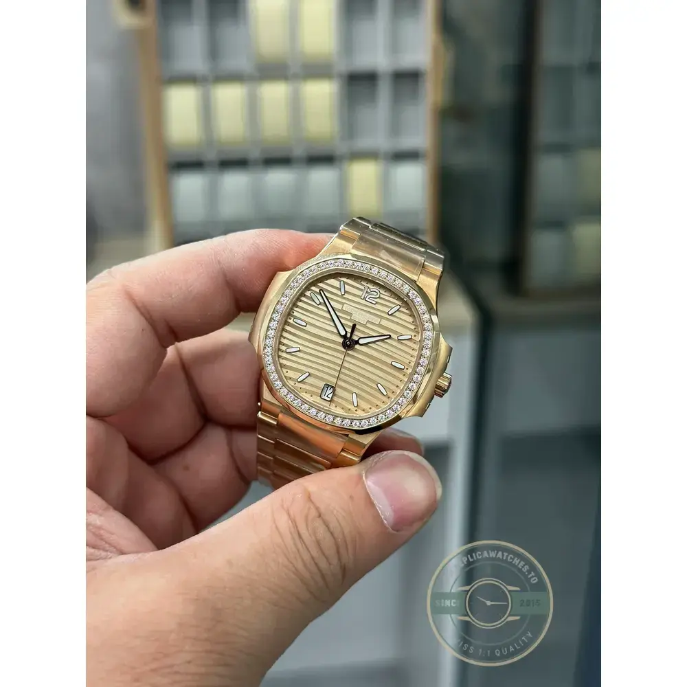 Replica Nautilus 7118/1200R-010 Patek Philippe “Ladies Automatic” 35.2 mm, Diamond brown