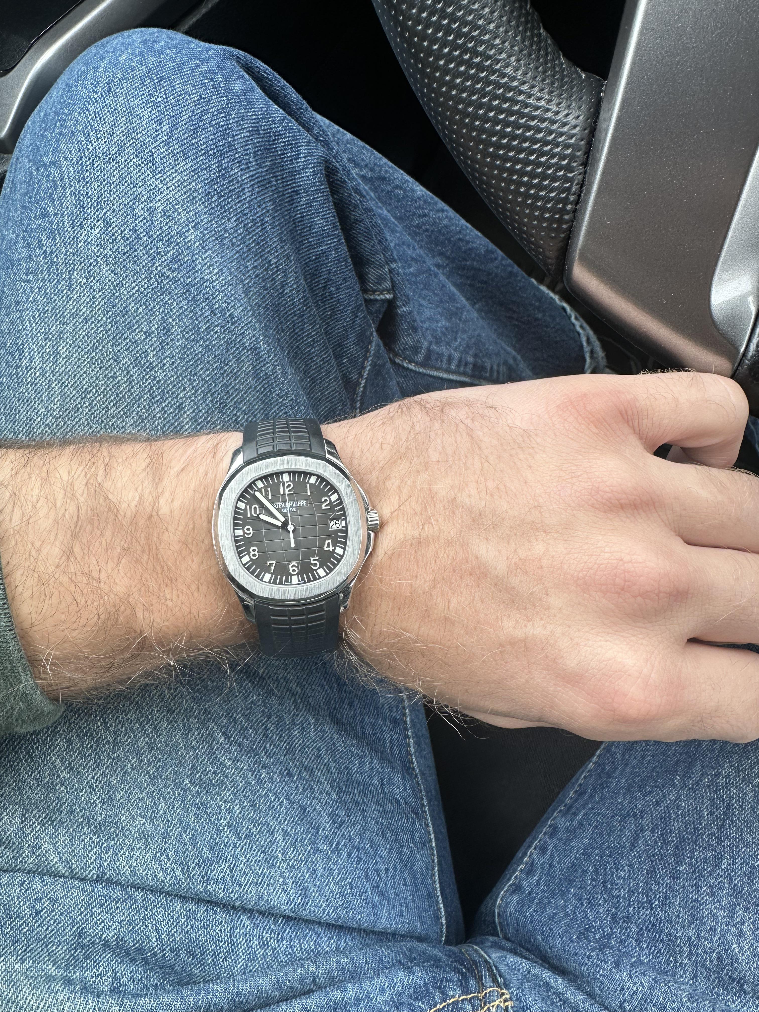 Patek Philippe Aquanaut 5167A blue dial on wrist