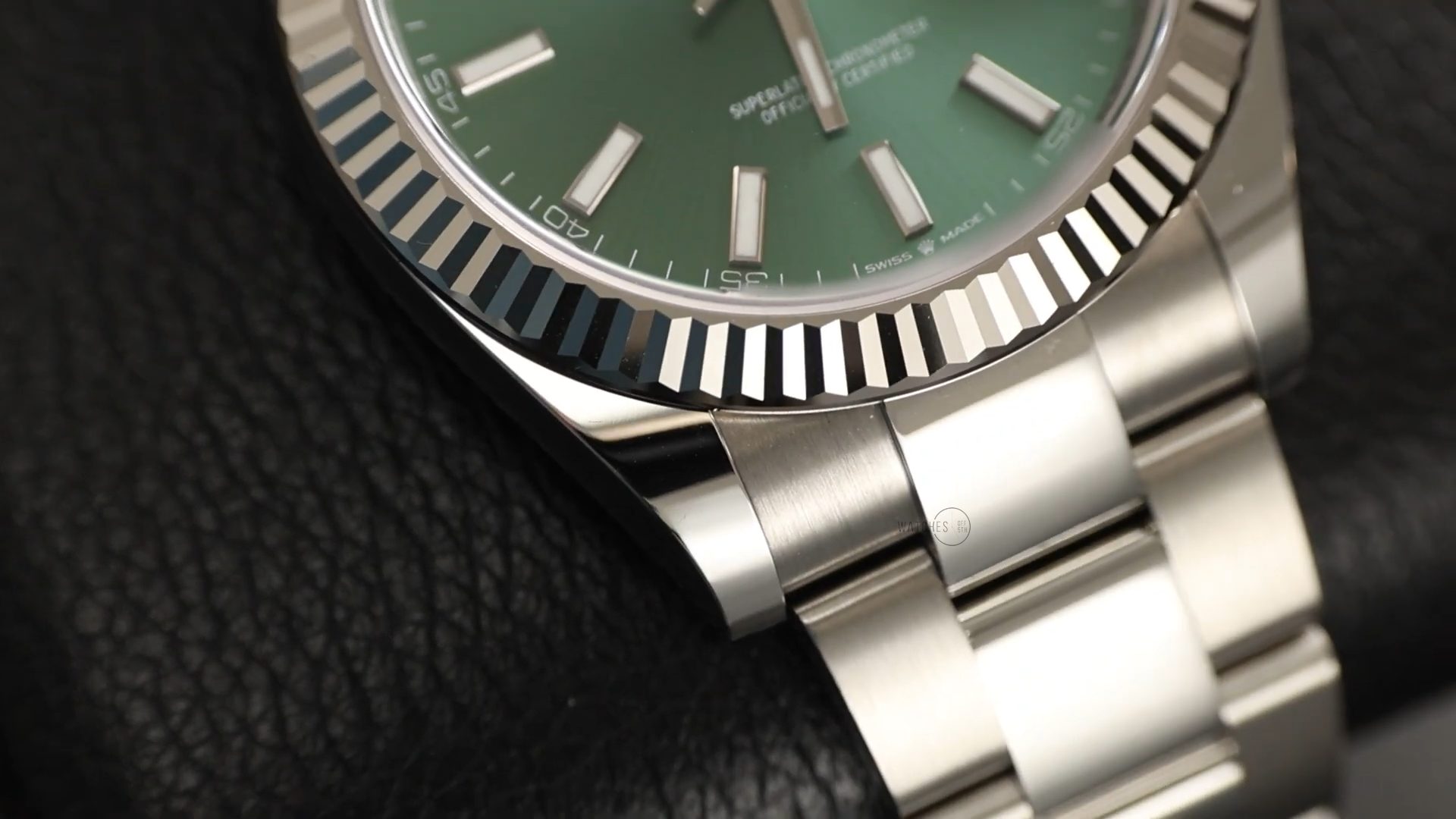 Rolex Datejust fluted bezel white gold detail close-up