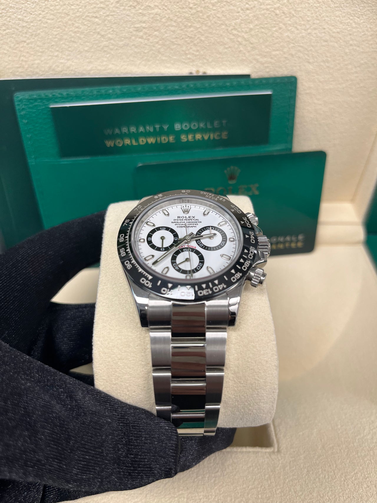 Rolex Daytona 116500LN Panda white dial ceramic bezel