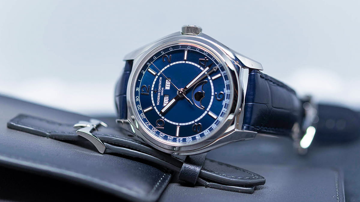 Vacheron Constantin Fiftysix replica Maltese cross inspired lug detail