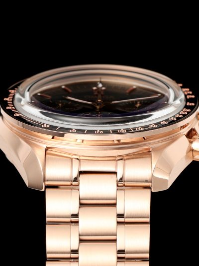 Speedmaster 50.01.001 Sedna Gold replica details