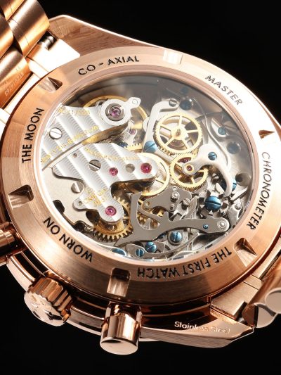 Speedmaster 50.01.001 Sedna Gold replica details