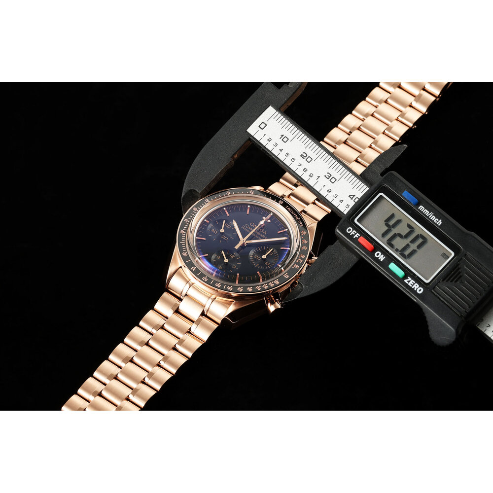 Speedmaster 50.01.001 Sedna Gold replica details