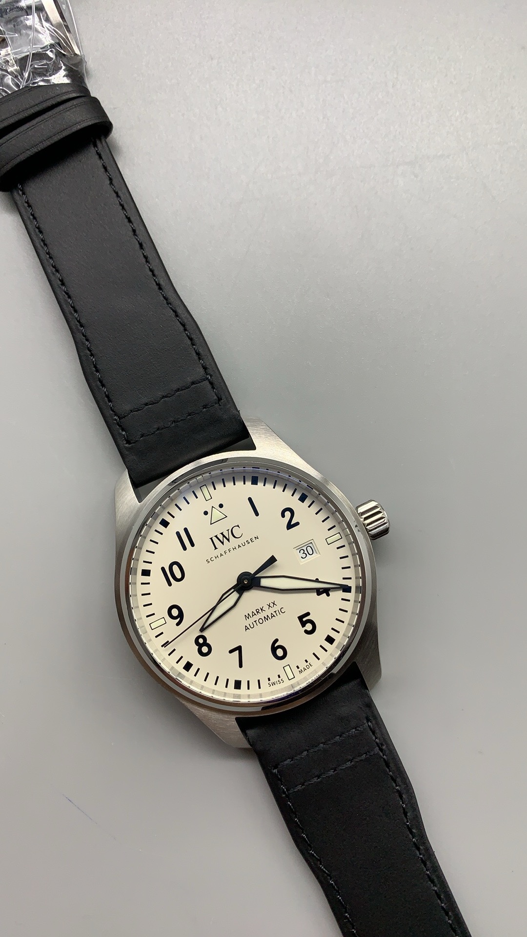 Silver plating holding an even tone across the Mark XX clone dial surface