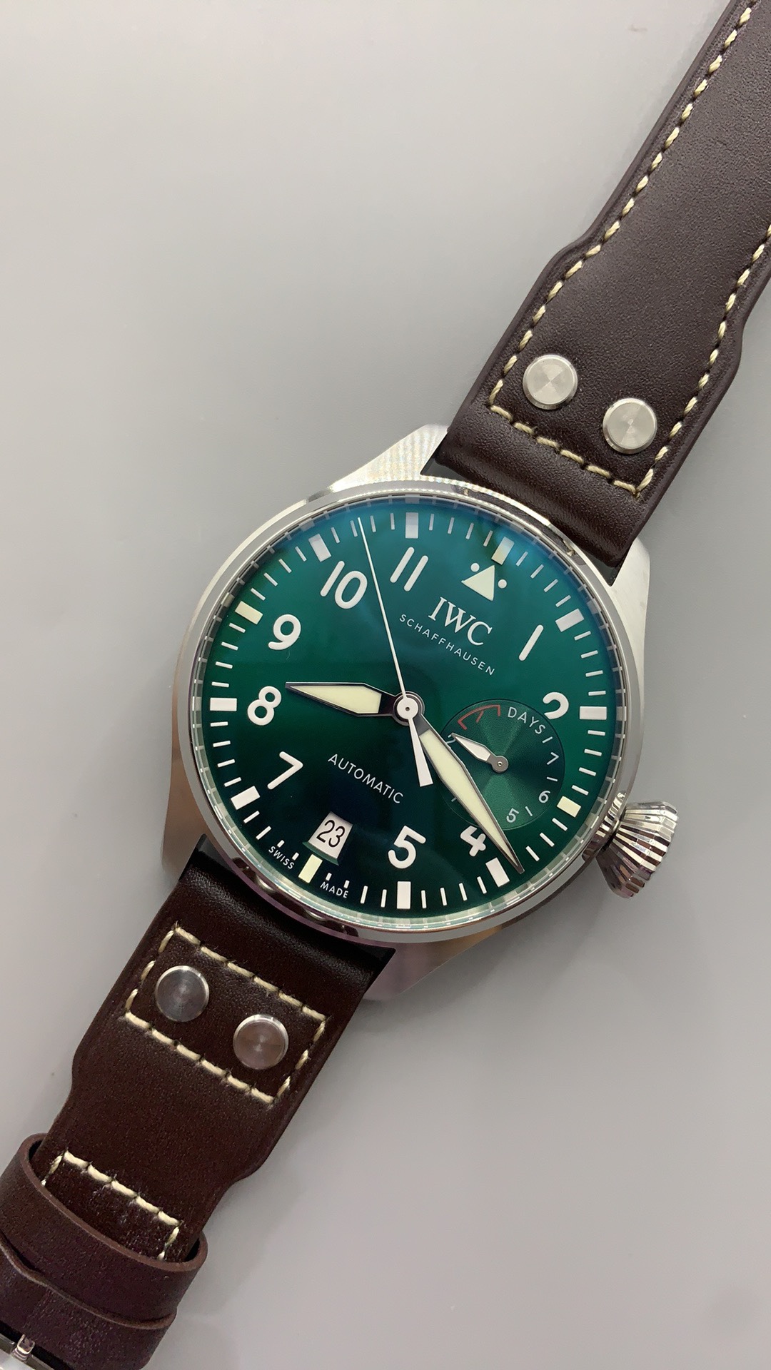 Super clone IWC Big Pilot's Watch Ref. IW501015 Green Dial - Image 3
