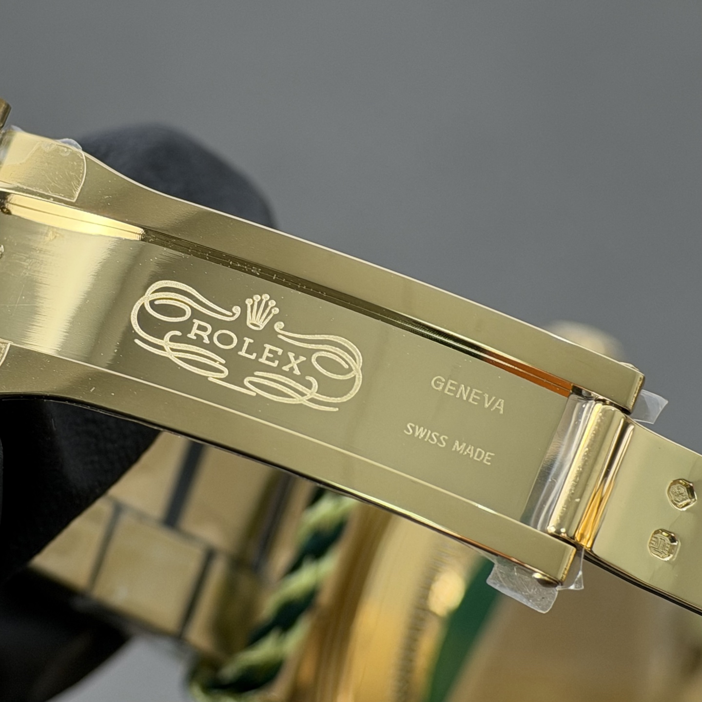 Super Clone Day-Date 36 mm Mother of Pearl Yellow Gold 128348RBR - Image 11