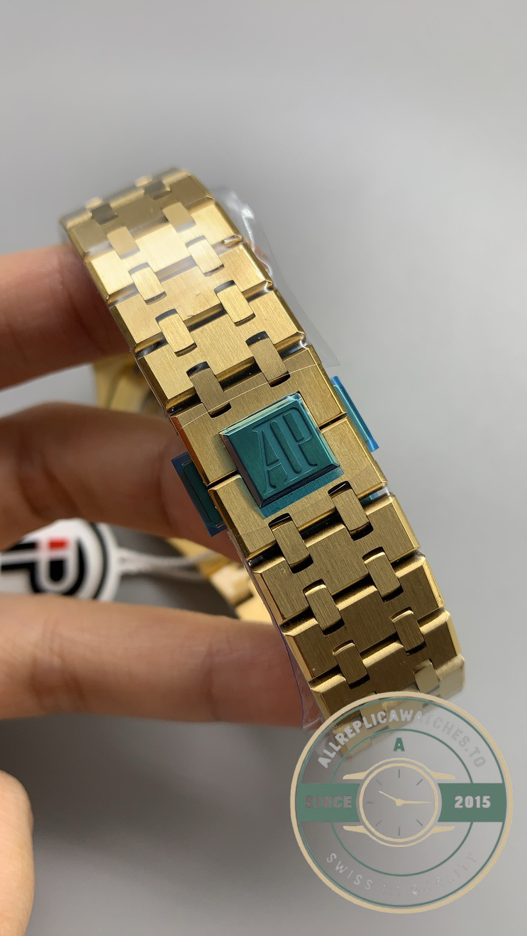 1 to 1 Audemars Piguet Royal Oak Selfwinding 37mm Yellow Gold White Dial Ref.15450BA.OO.1256BA.01 - Image 8
