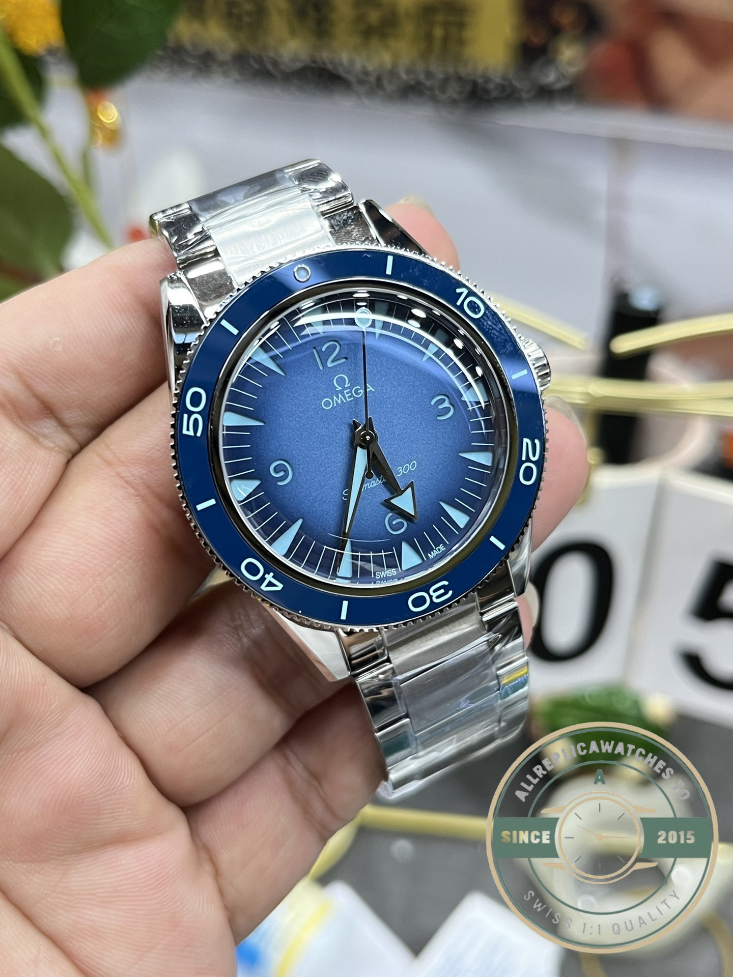 VS8900 automatic that drives this clone Omega Seamaster 300, a direct answer to the Cal. 8900
