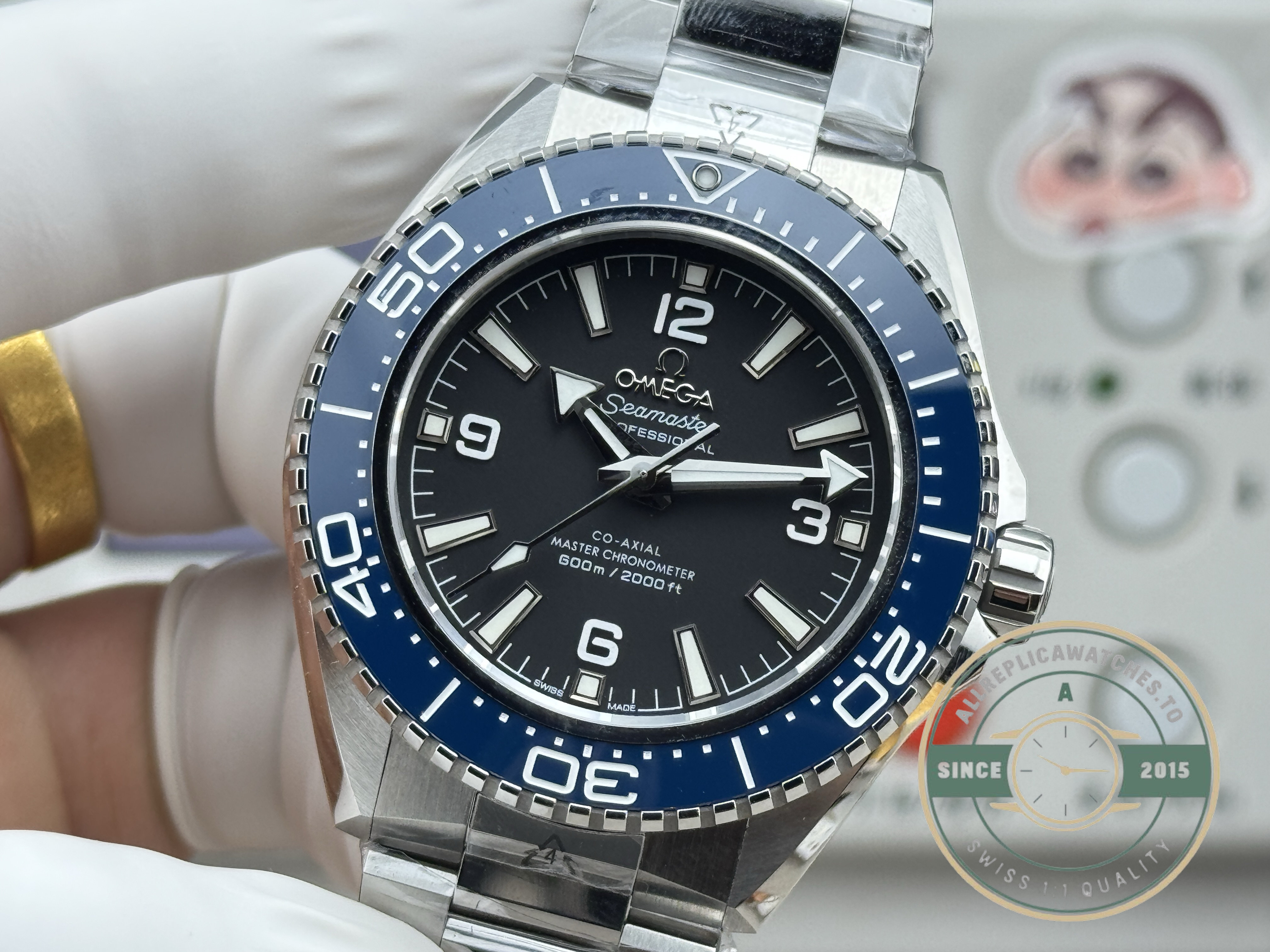 The blue bezel is what sets this 42mm Omega Planet Ocean 600M clone apart from the black